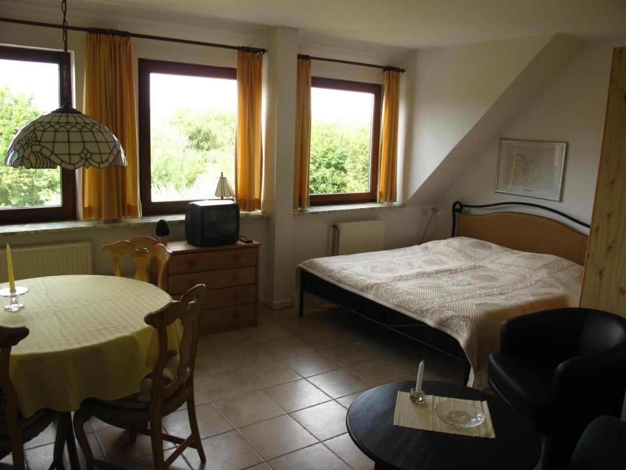Haus-Halligblick-Ferienwohnung-Hamburger-Hallig Dagebüll Buitenkant foto